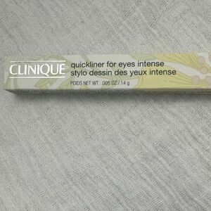 Clinique Quickliner for Eyes Intense in the color INTENSE BLACK